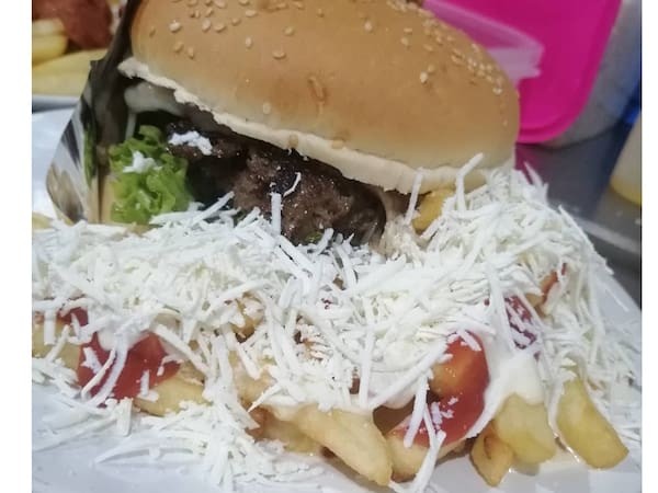 HAMBURGUESA SENCILLA